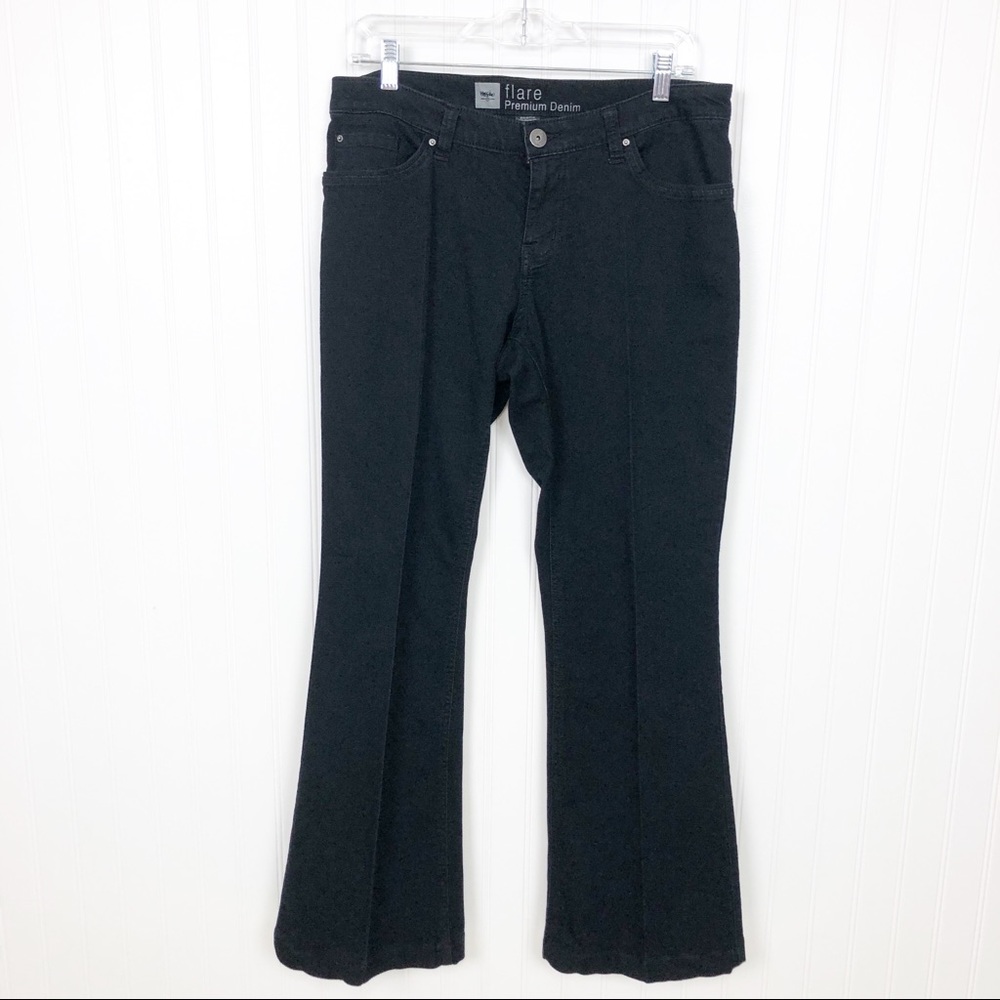 Mossimo Flare Jeans Black Denim MidRise Stretch 10